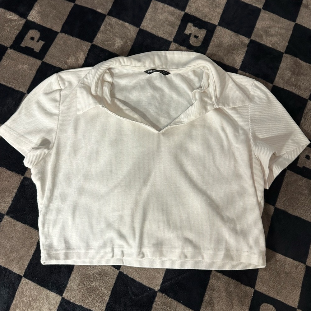 Women’s SHEIN white ribbed cropped polo T shirt size large